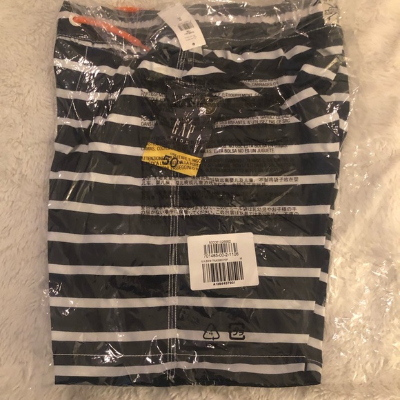 Gap Kids Swim Trunks size 8 - Picture 2 of 3